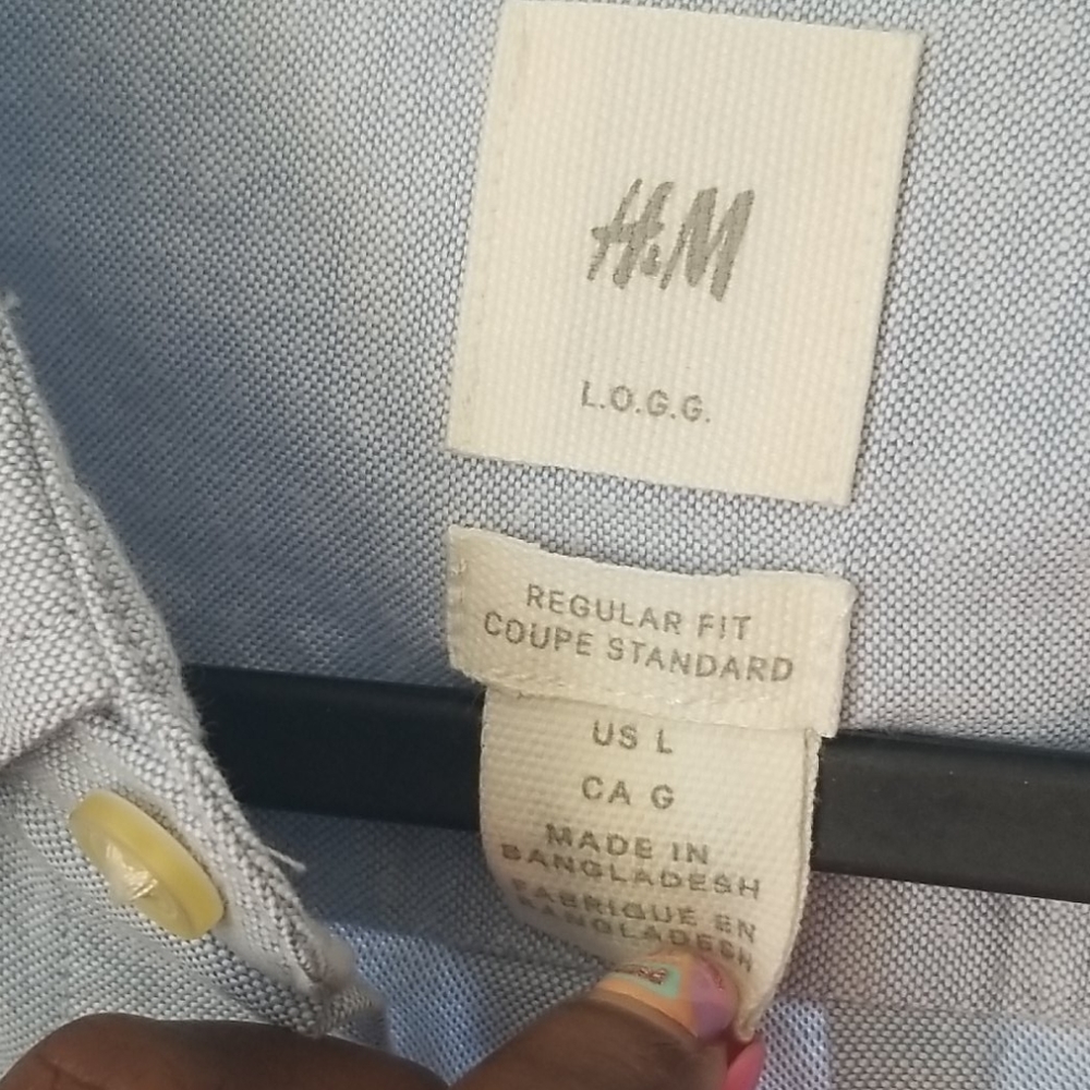 Light Blue H&M Button down - Picture 2 of 3